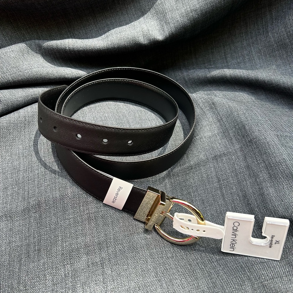 Calvin Klein Black and Gold Reversible Belt NWT
